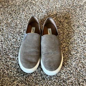 Steve Madden slip on shoes size 8